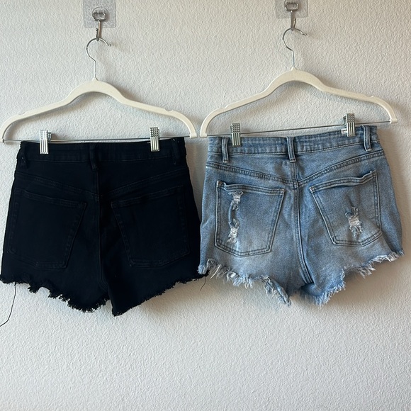 2 Pack! Almost Famous Denim Shorts - Juniors 5 - Picture 5 of 6